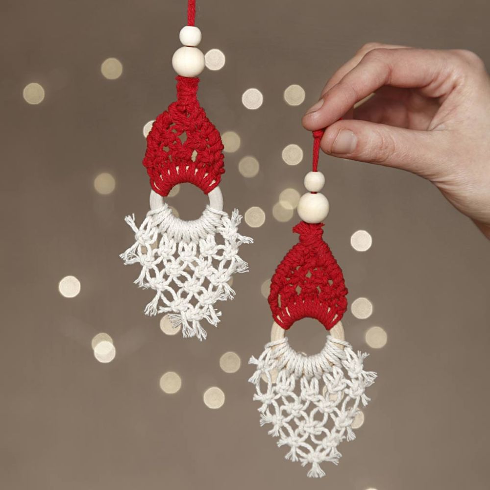 Mini Craft Kit - Macramé Christmas Elf