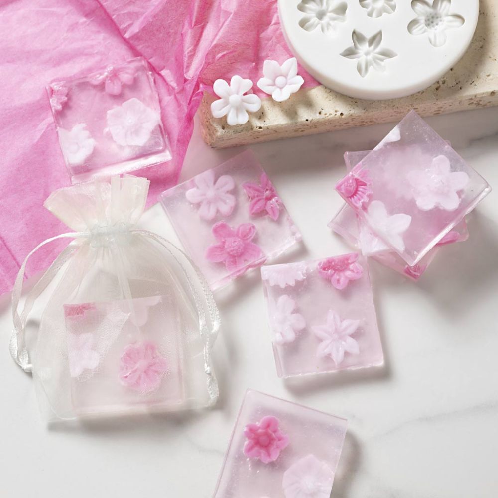 Craft Kit Soap Making - Rose/Pink Flowers