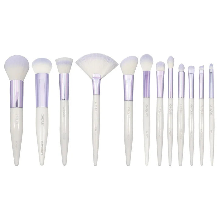 Chique Studio Makeup Brushes Deluxe Kit (12 Pieces)