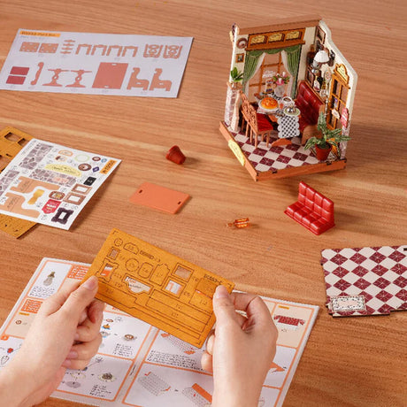 Rolife DIY Miniature House - Champs-Élysées Bistro