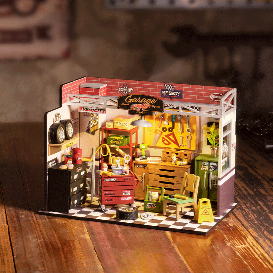 Rolife DIY Miniature House - Garage Workshop