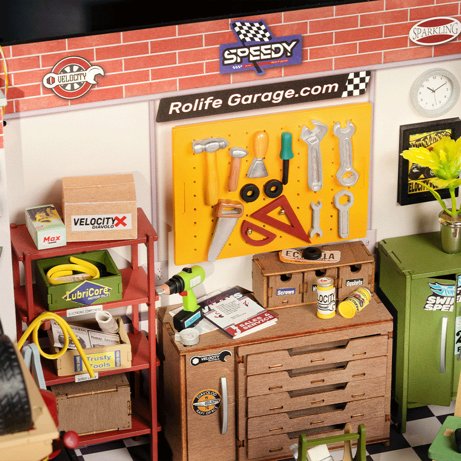 Rolife DIY Miniature House - Garage Workshop