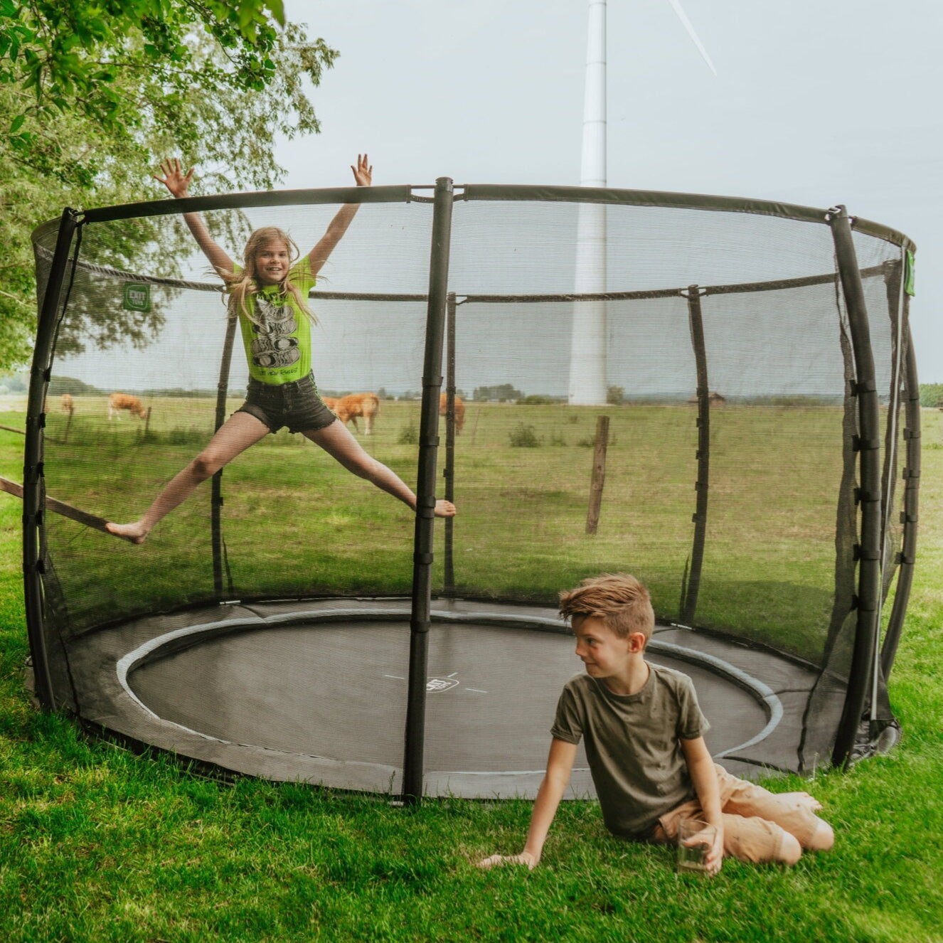 EXIT Dynamic Groundlevel Trampoline - 10 Foot (Black)