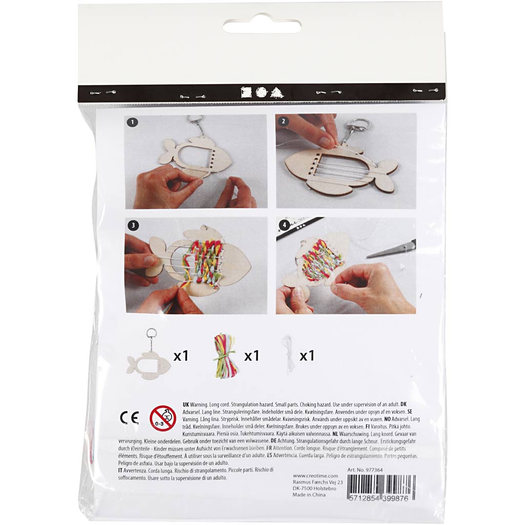 Packaging of a wooden craft kit with step-by-step instructions and product images.