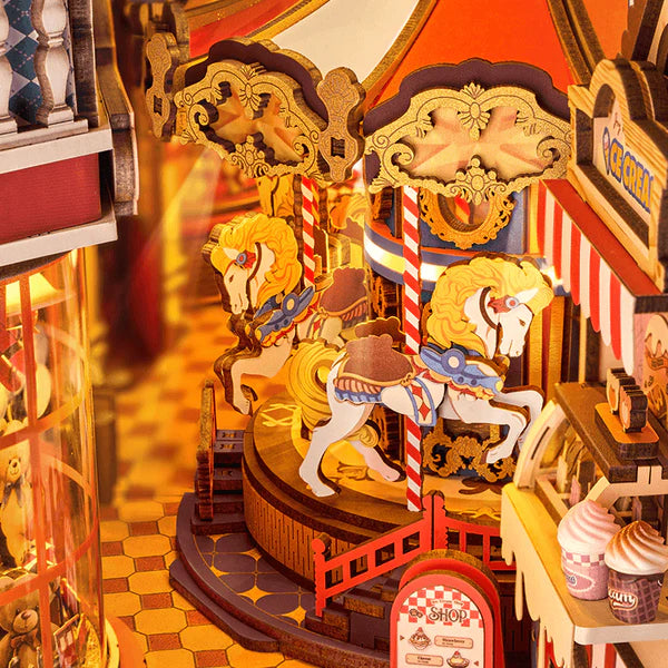 Rolife DIY Book Nook Kit - Fairytale Amusement Park