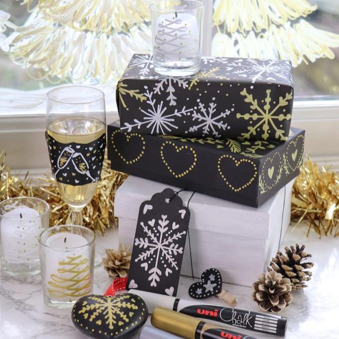 Uni-ball Chalk Marker Window Decoration Set - Traditional