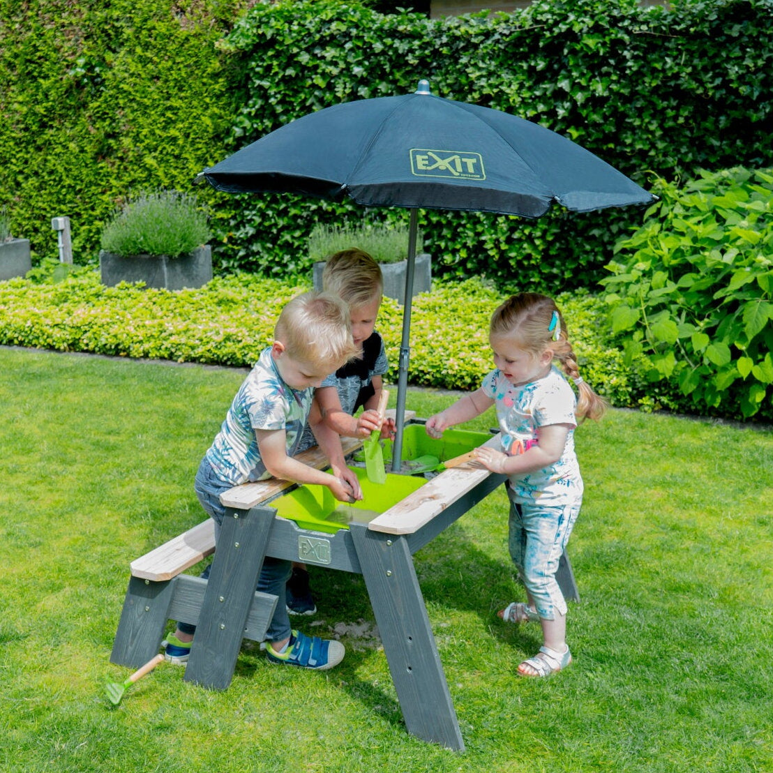 Sand & Water and Table with Parasol (1 Bench) 