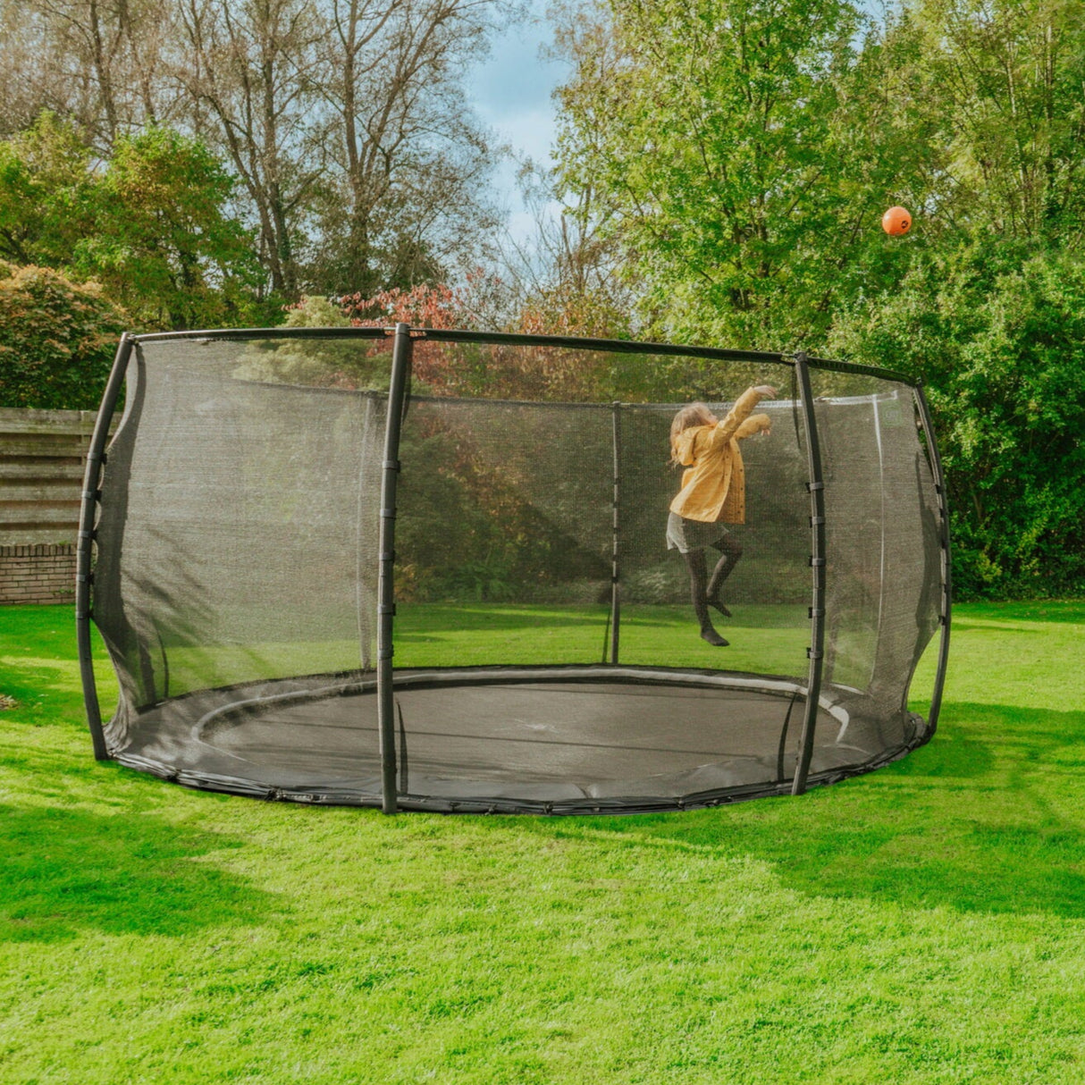 Groundlevel Trampoline with Safety Net
