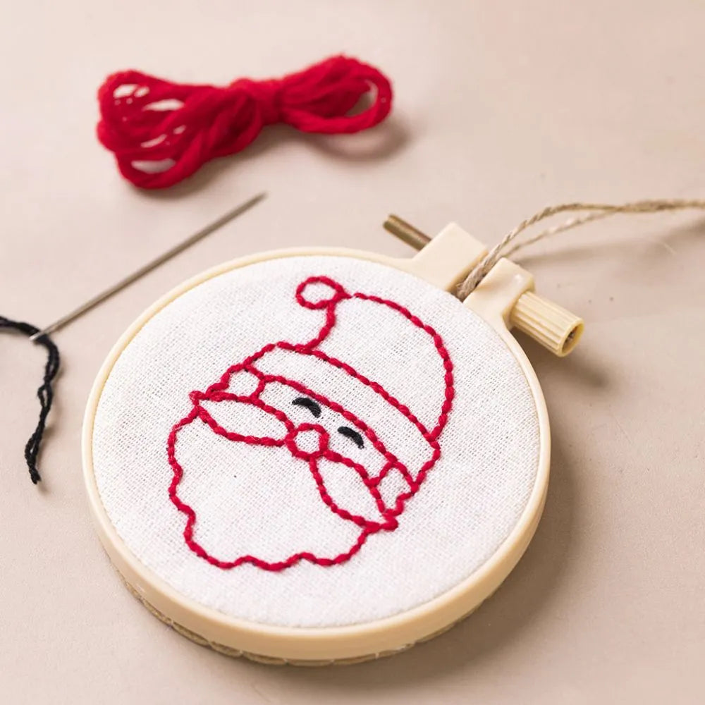 Mini Craft Kit Embroidery - Santa