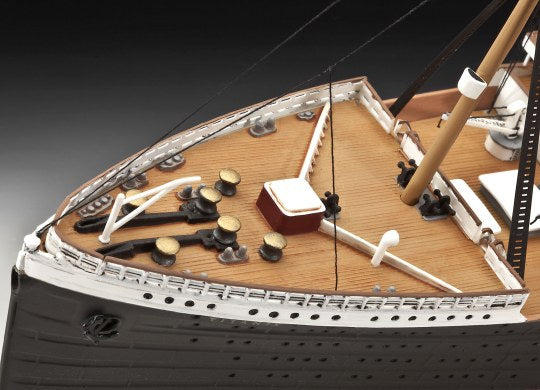 Revell Titanic 100 Years