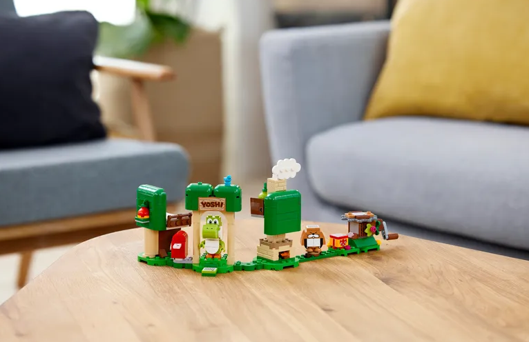 Lego Super Mario - Yoshis Gift House Expansion Set
