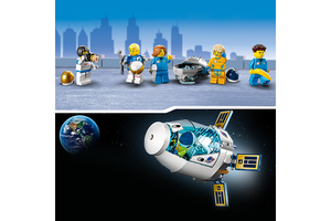Lego Lunar Space Station