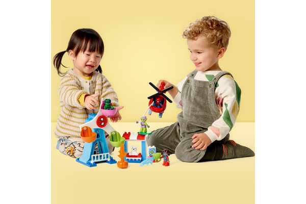 Lego Spider Man and Friends Funfair Adventure