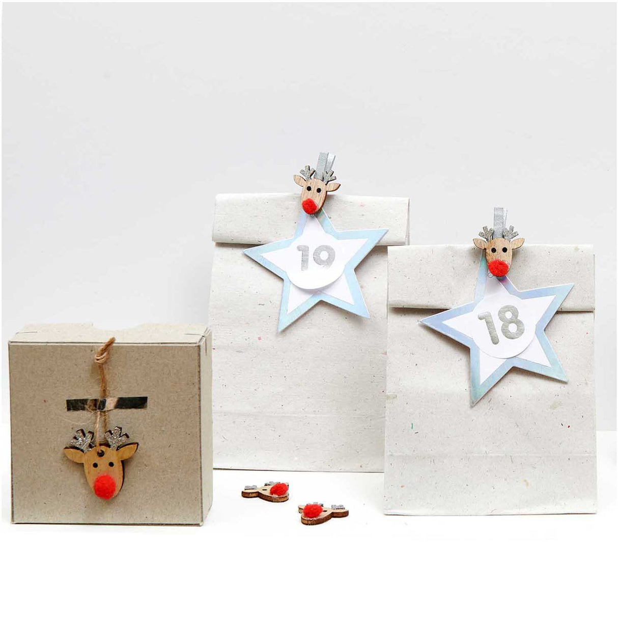 24 star shape paper tags