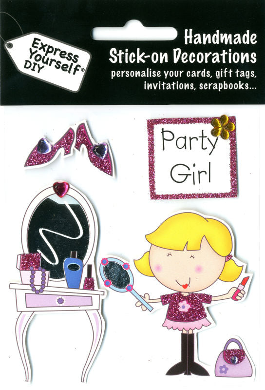 TOPPER - GIRL & DRESSING TABLE